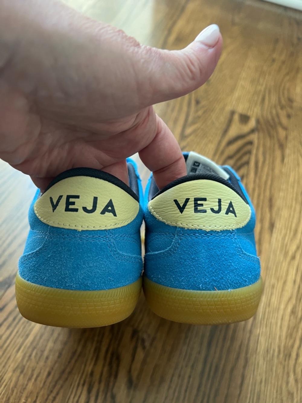 Veja Blue suede Volley Sneaker. Size 8 EU 39 - Picture 7 of 11